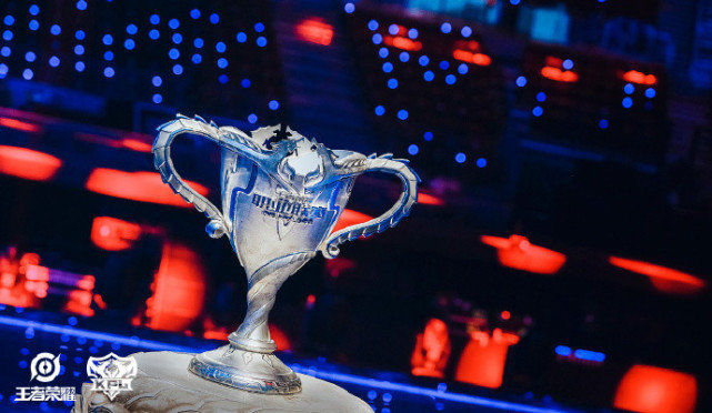 广州TTG对阵南京Hero，谁能率先晋级KPL总决赛