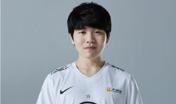 Rookie去向有新进展,受到JDG分析师微博关注 Rookie去向有新进展,受到JDG分析师微博关注