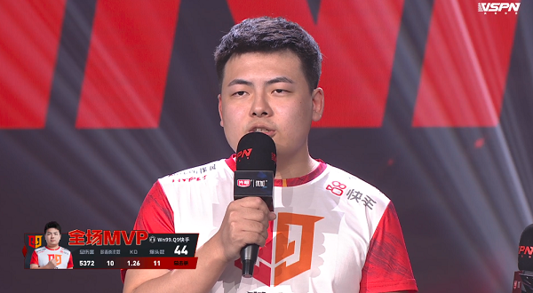 穿越火线：Q9手感愈加火热，以2-1逆转XROCK