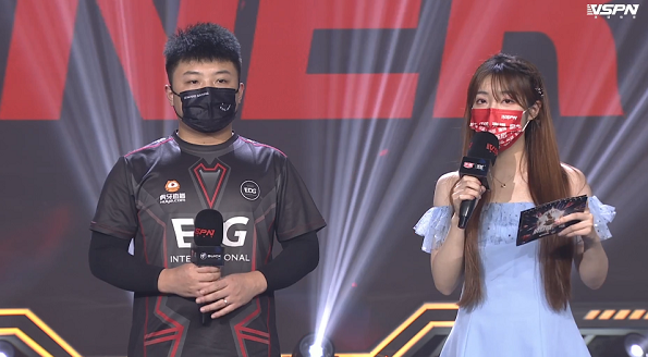 穿越火线：Jerry暴走21杀，EDG以2-1力克Q9