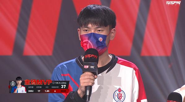 穿越火线：R.LGD连续两波刷屏，以2-0击败Q9