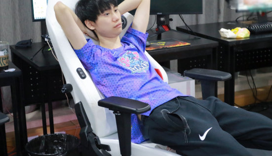 LNG季后赛一日游，不少成员陷入不利舆论环境