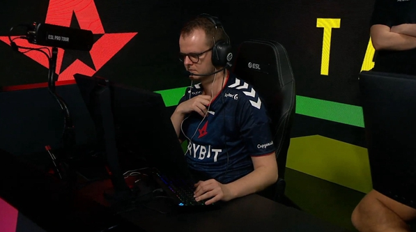 CSGO：Entropiq连续追分失败，以1-2不敌Astralis