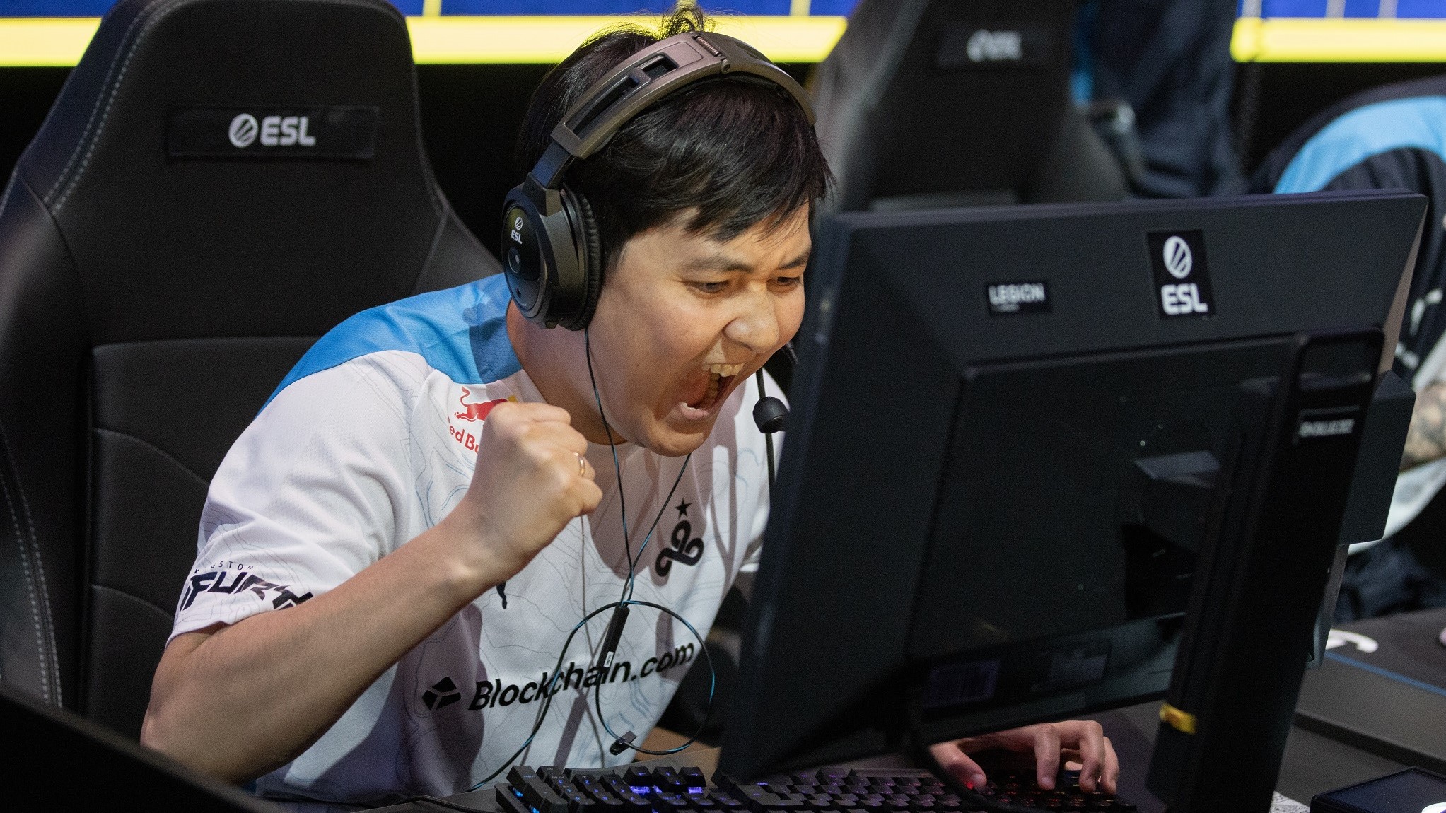 HObbit要求从CSGO地图池中删除Mirage